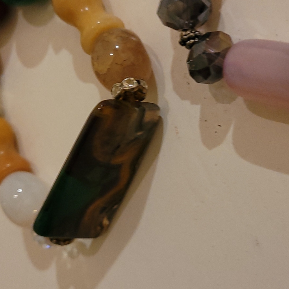 2 bracelets - Picture 4 of 4